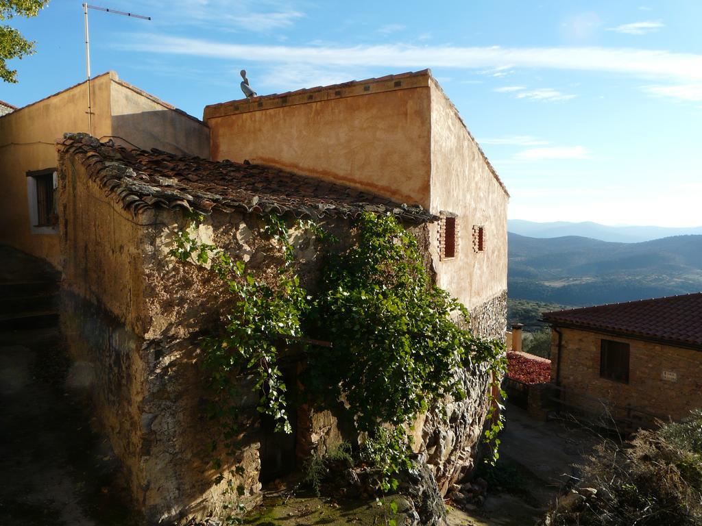 El Nido De La Collalba Appartement Cabañas del Castillo Buitenkant foto