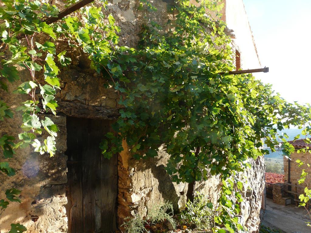 El Nido De La Collalba Appartement Cabañas del Castillo Buitenkant foto