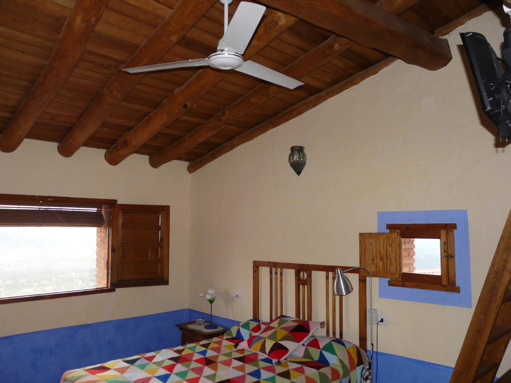 El Nido De La Collalba Appartement Cabañas del Castillo Kamer foto