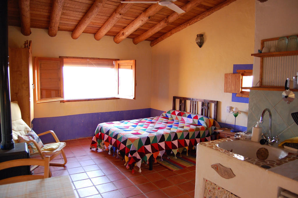 El Nido De La Collalba Appartement Cabañas del Castillo Kamer foto